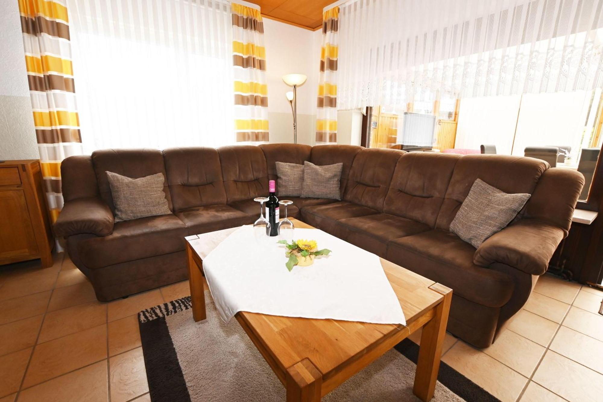 Haus Lily Nr.02 Bis Zu 6 Personen Davon Max. 2 Kinder Busum Luaran gambar
